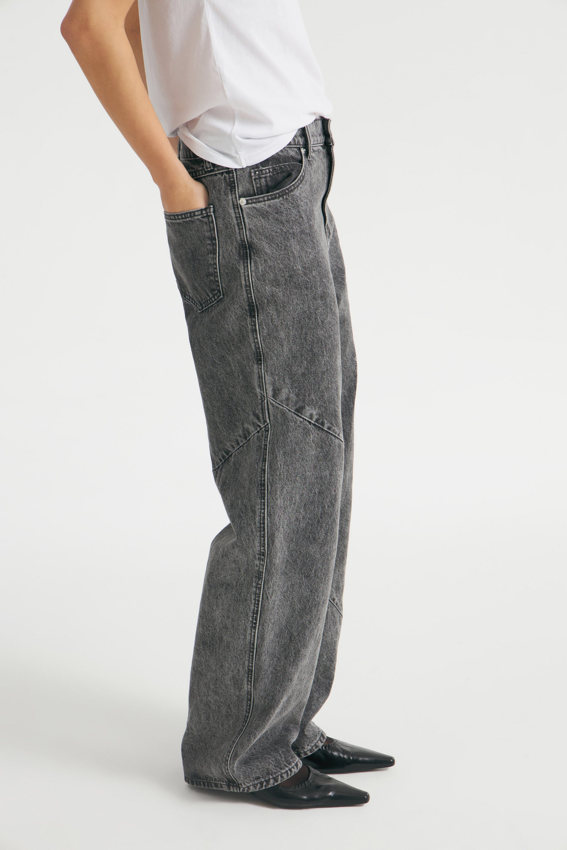 ARCTIC GREY