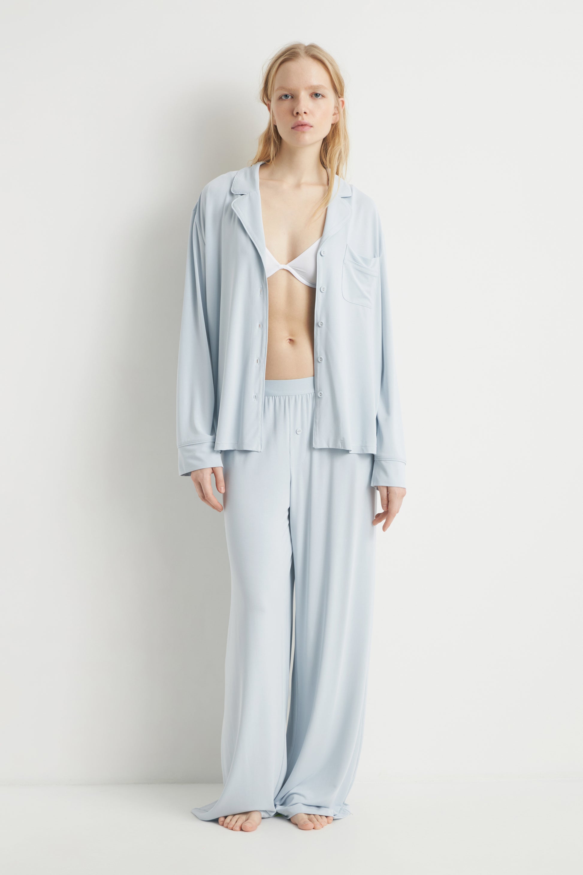 GREY BLUE