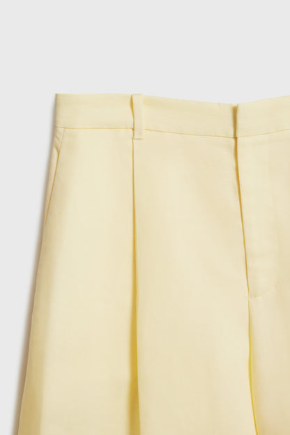 LIGHT YELLOW