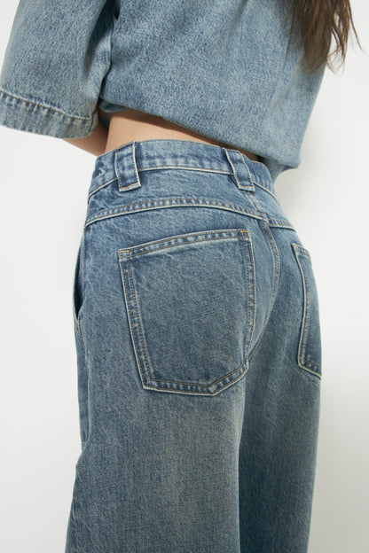 VINTAGE BLUE