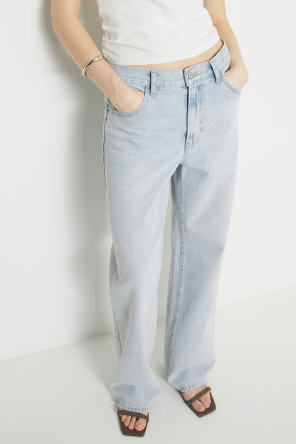 ANTIQUE BLUE