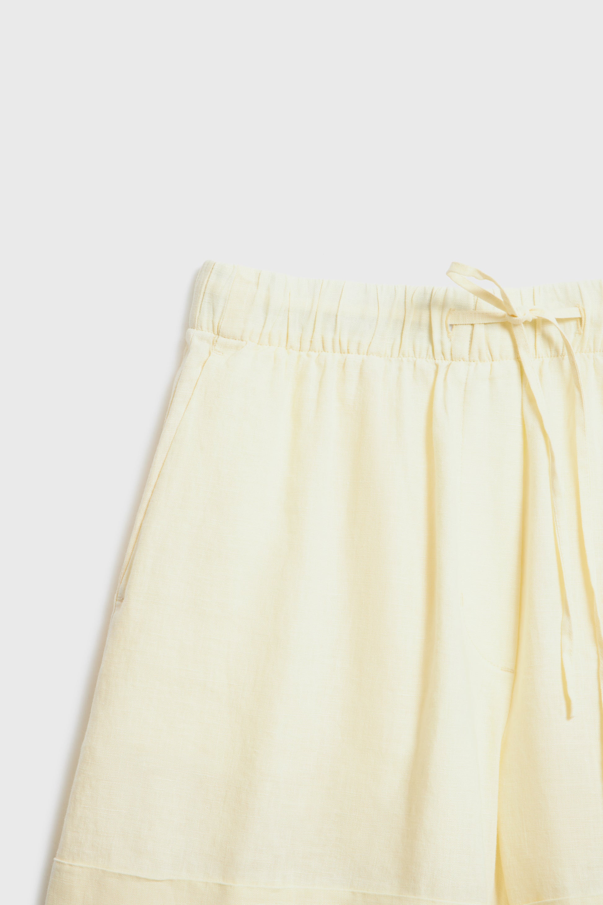 LIGHT YELLOW