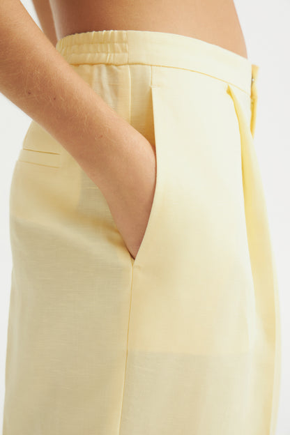 LIGHT YELLOW