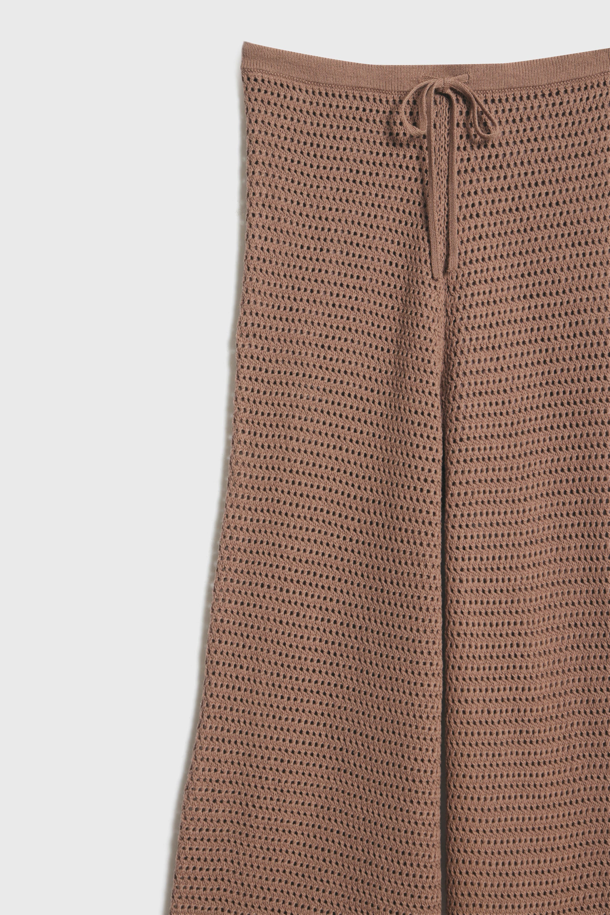 NUDE BEIGE