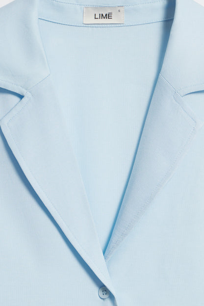 LIGHT BLUE