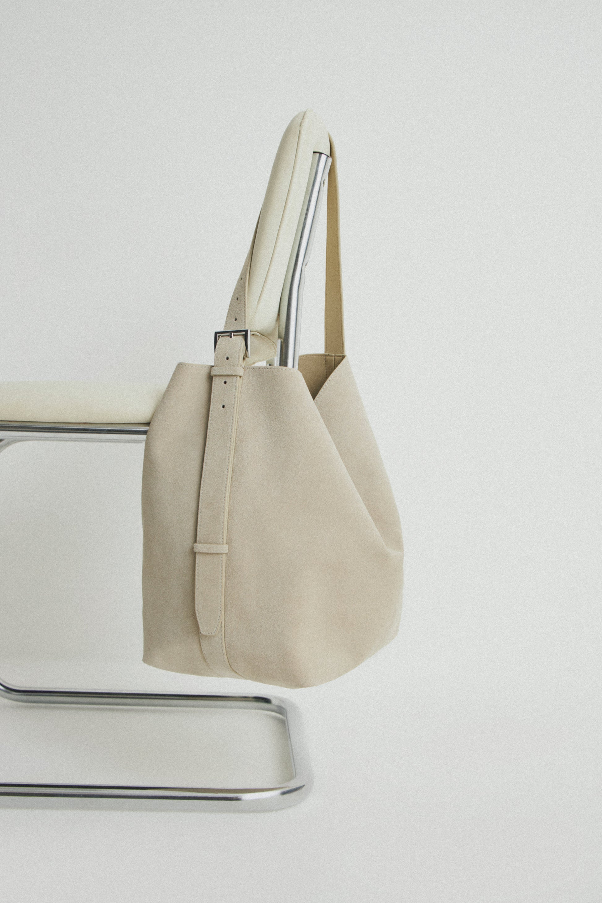 LIGHT BEIGE