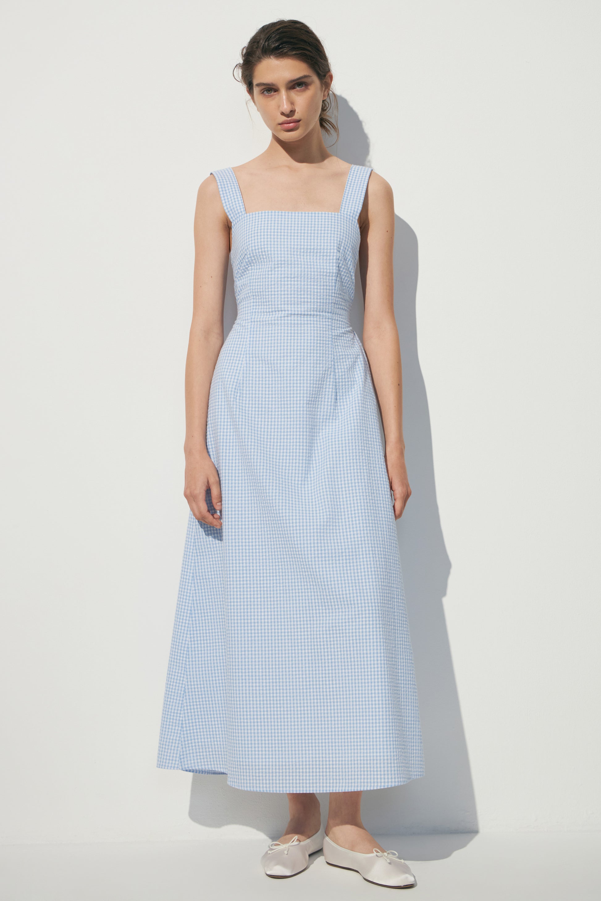WHITE/BLUE