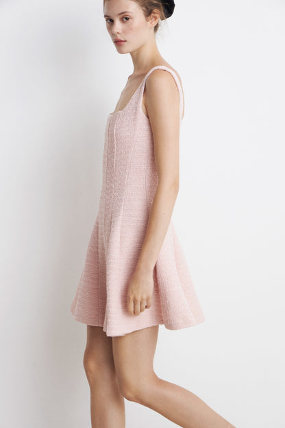LIGHT PINK