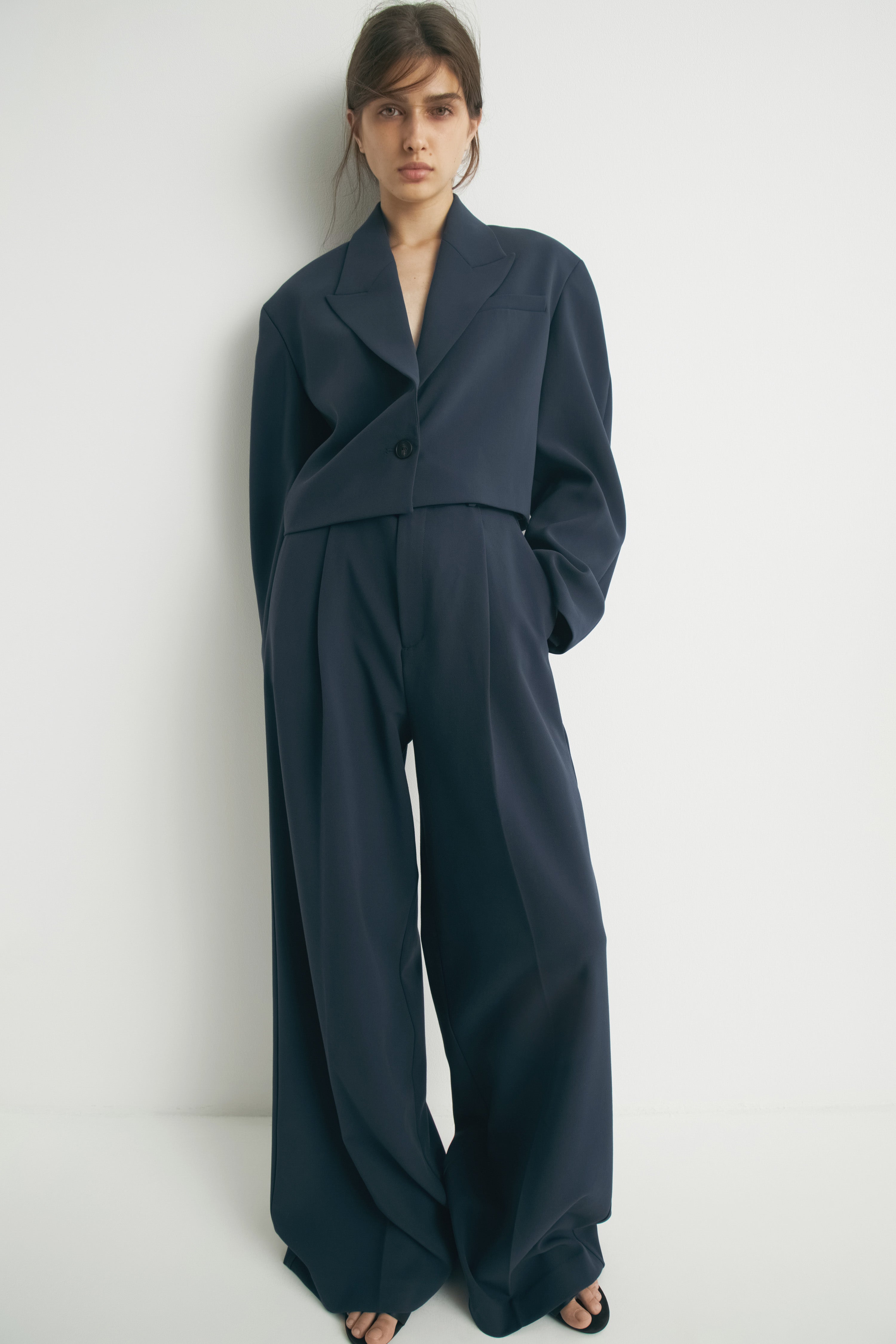 DARK BLUE