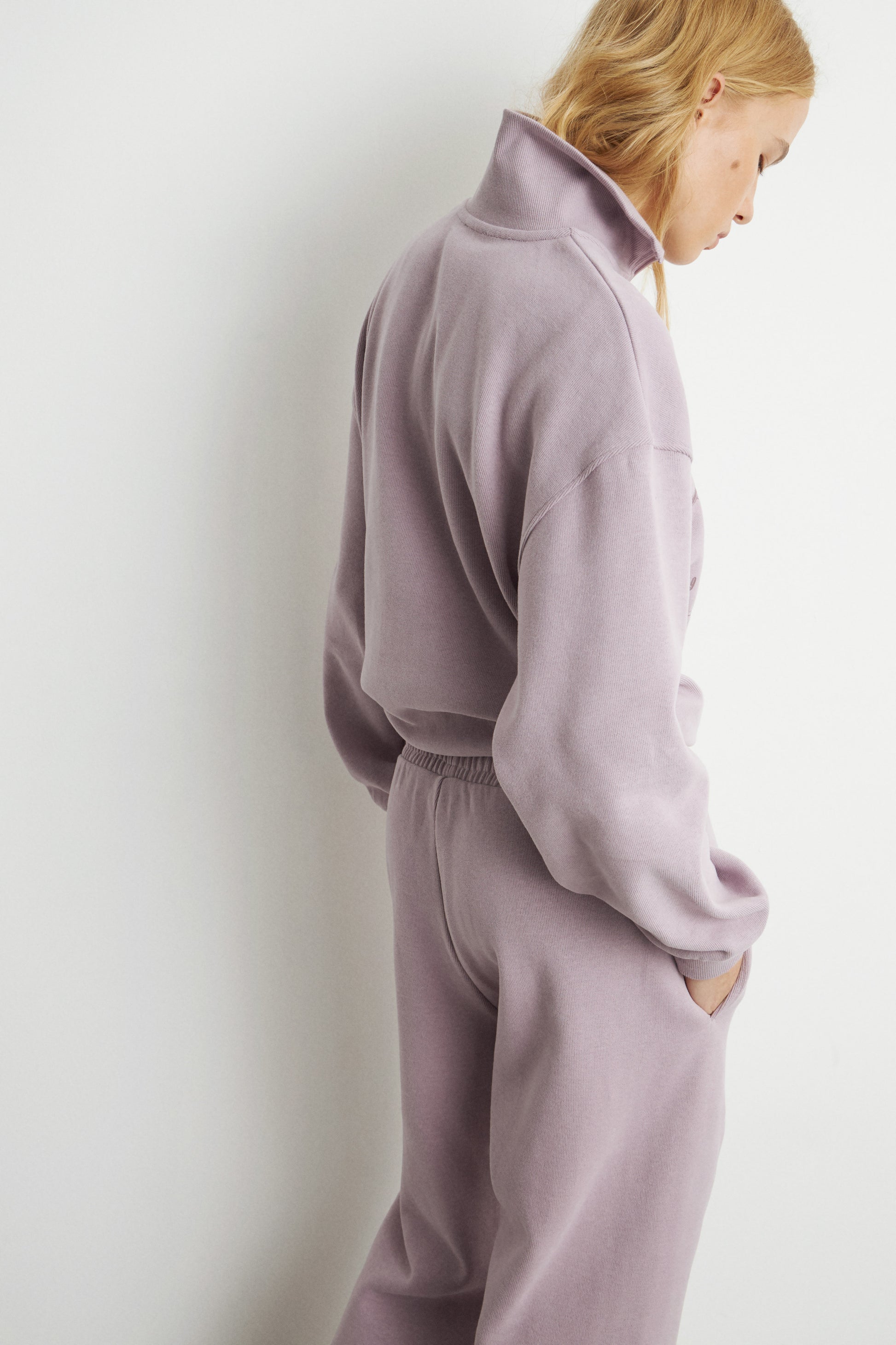 TAUPE LILAC