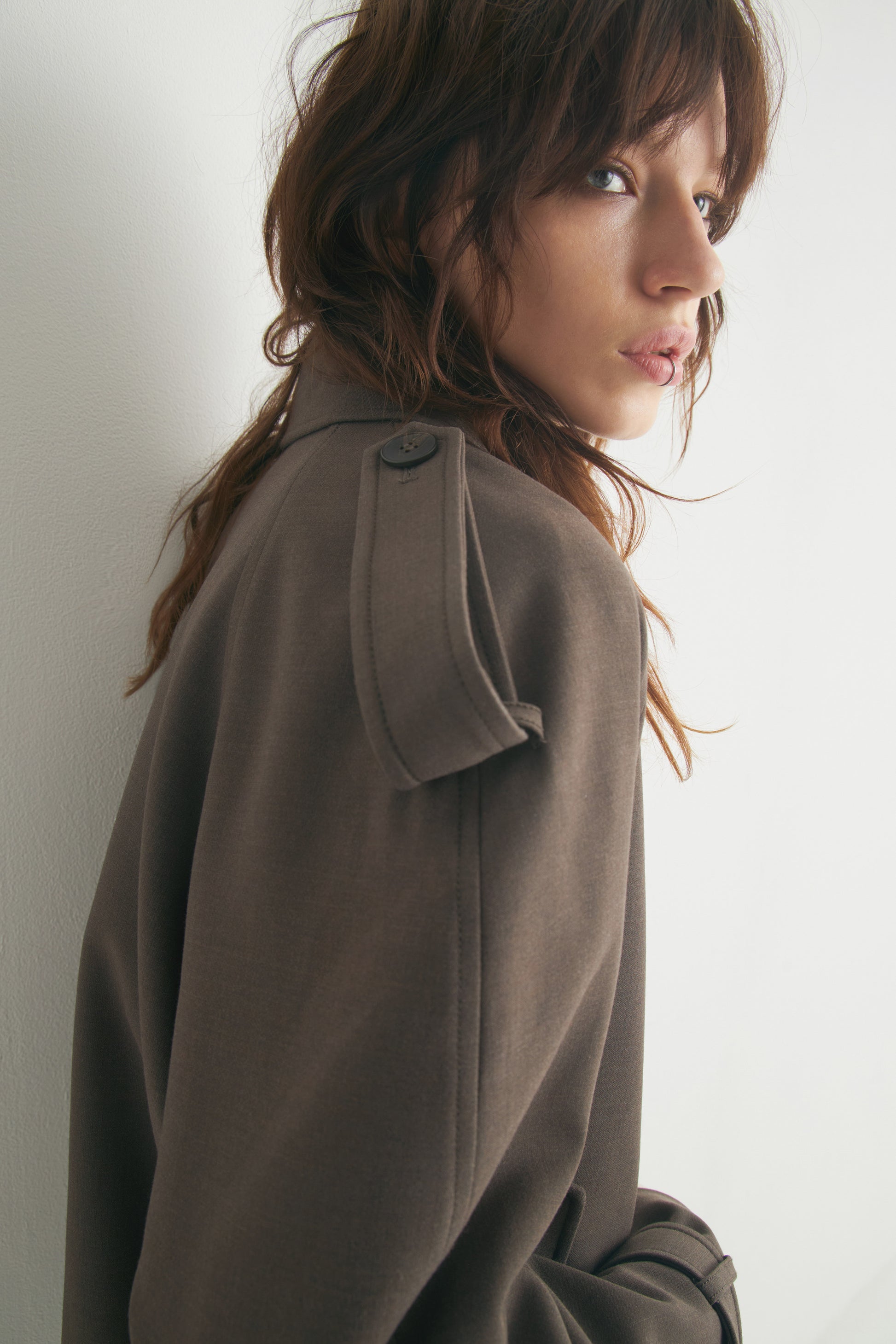 DARK BROWN
