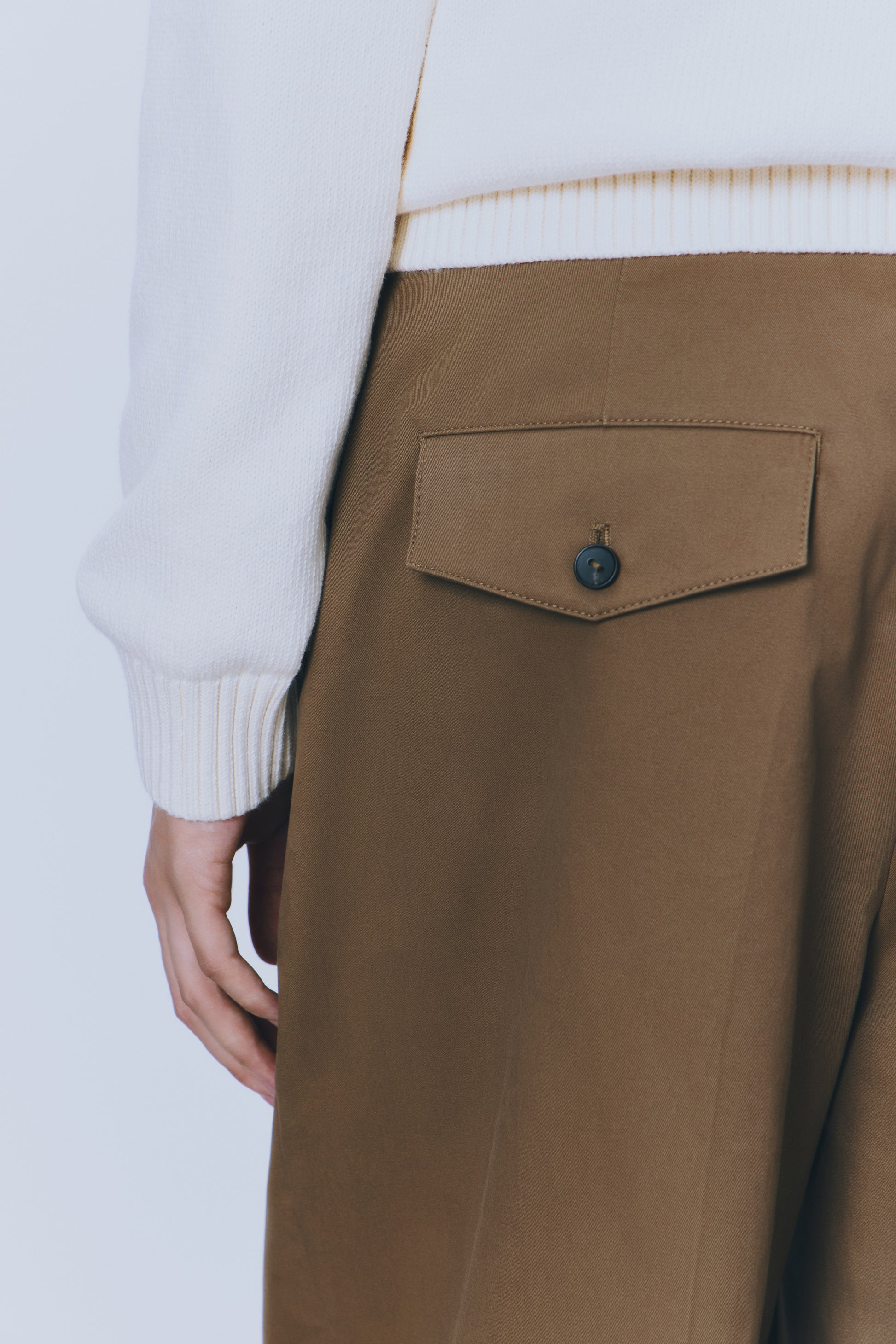 LIGHT KHAKI