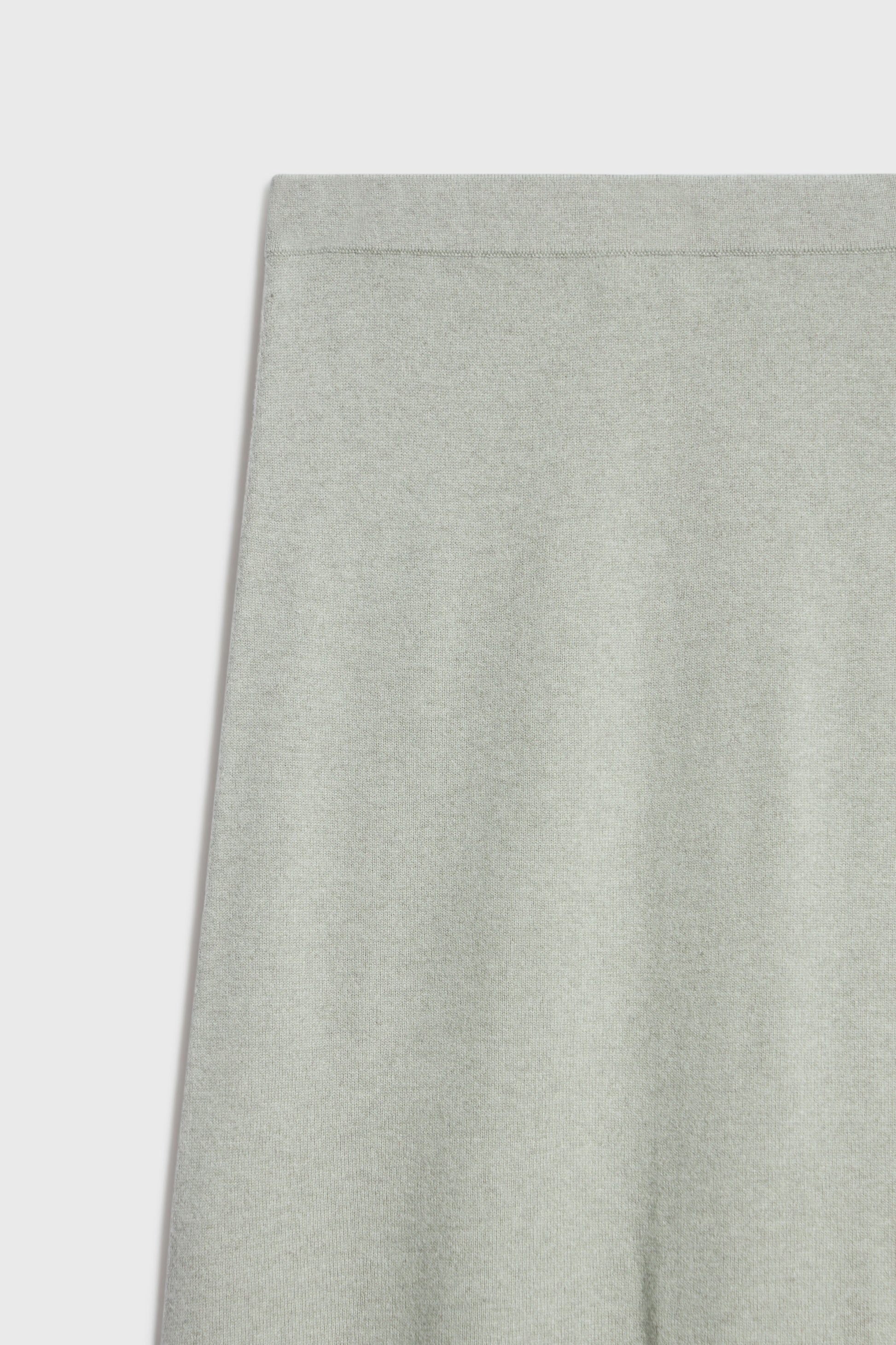 GRAY-GREEN