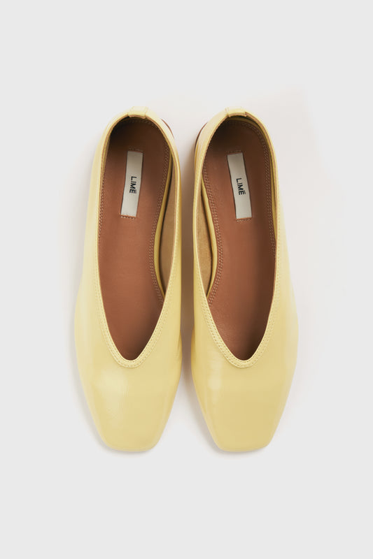 LIGHT YELLOW