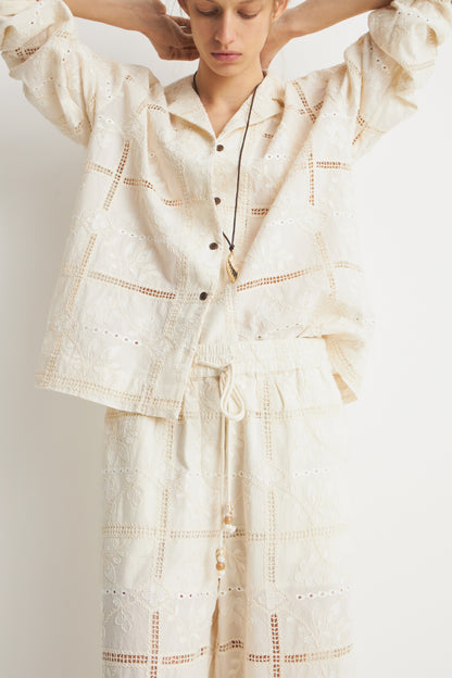 IVORY