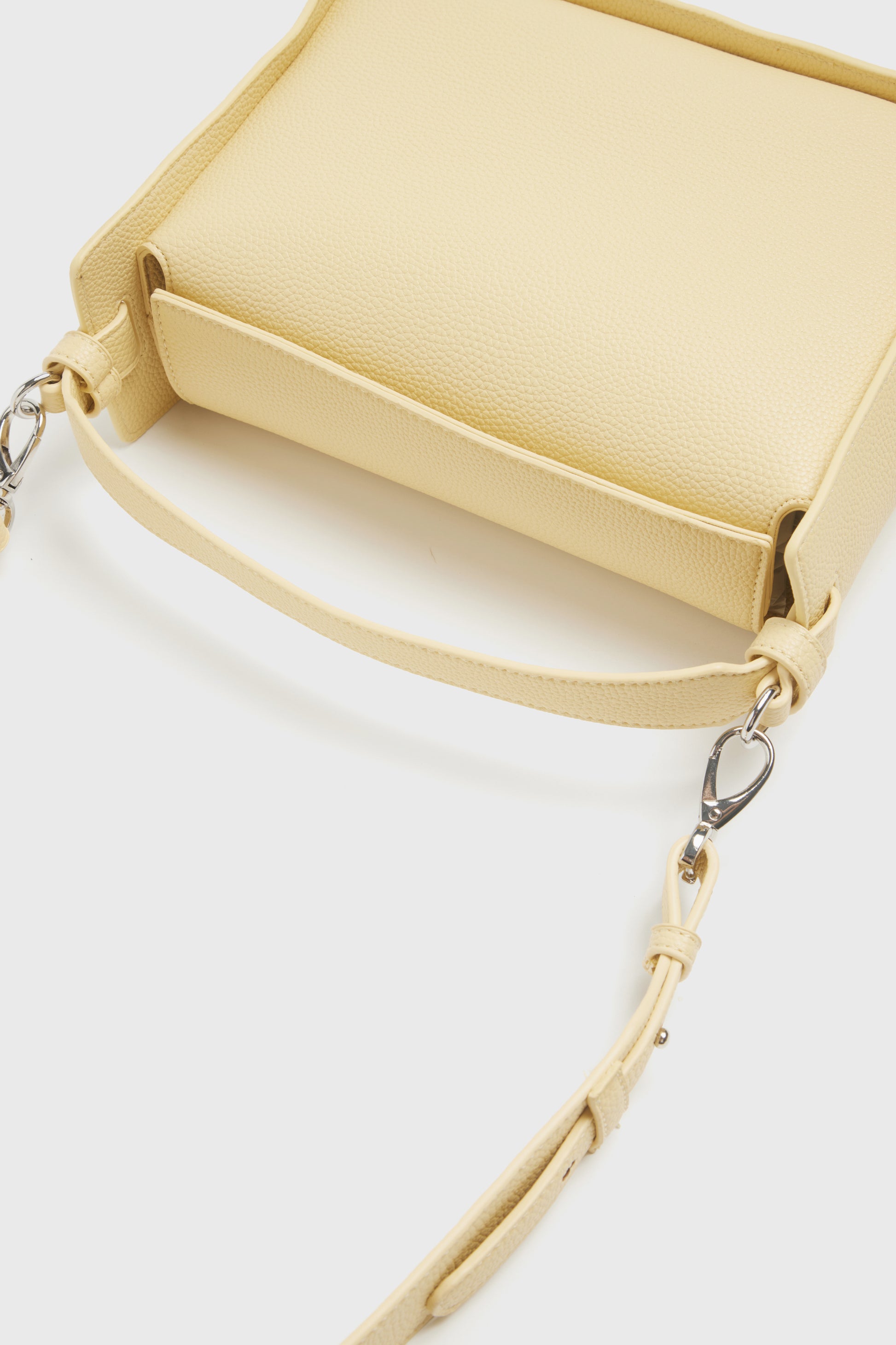 LIGHT YELLOW