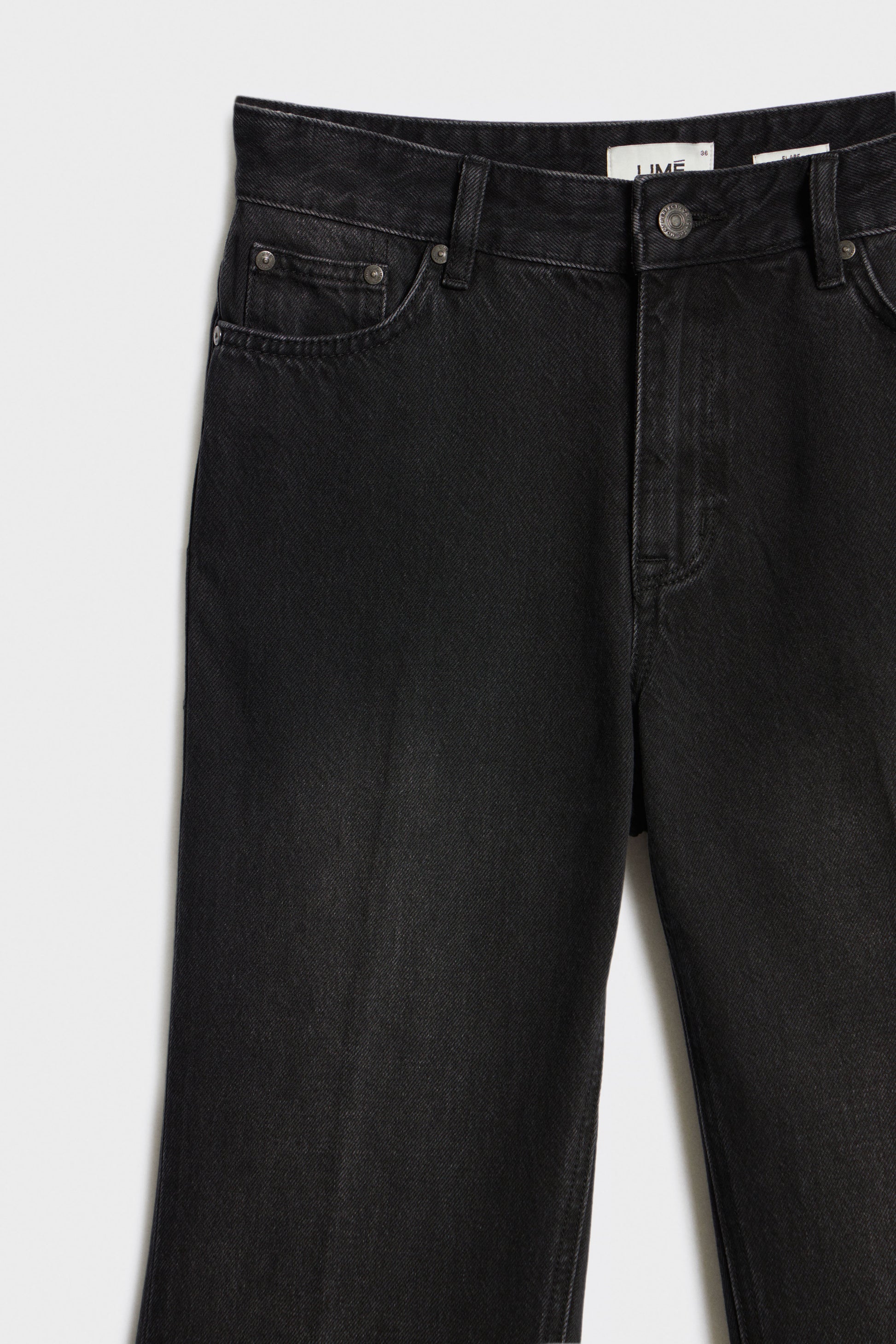 WASHED BLACK