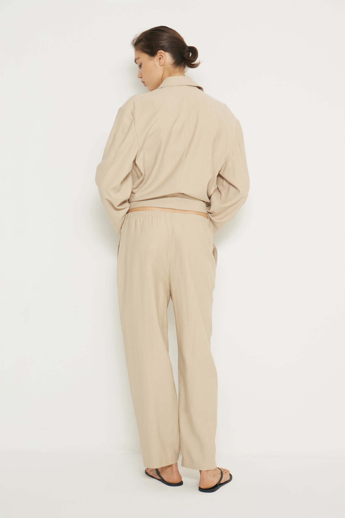 LIGHT BEIGE