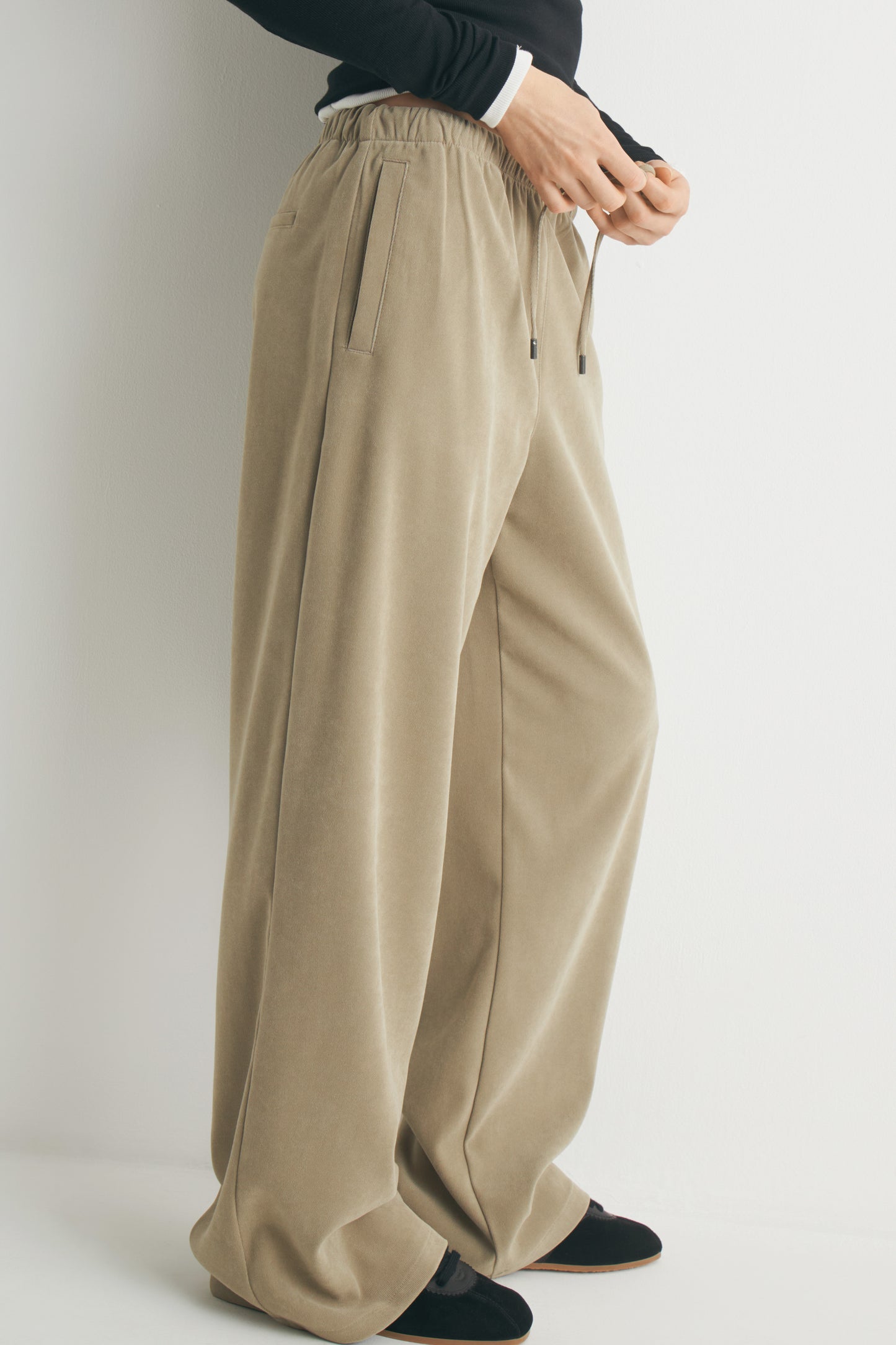 LIGHT KHAKI