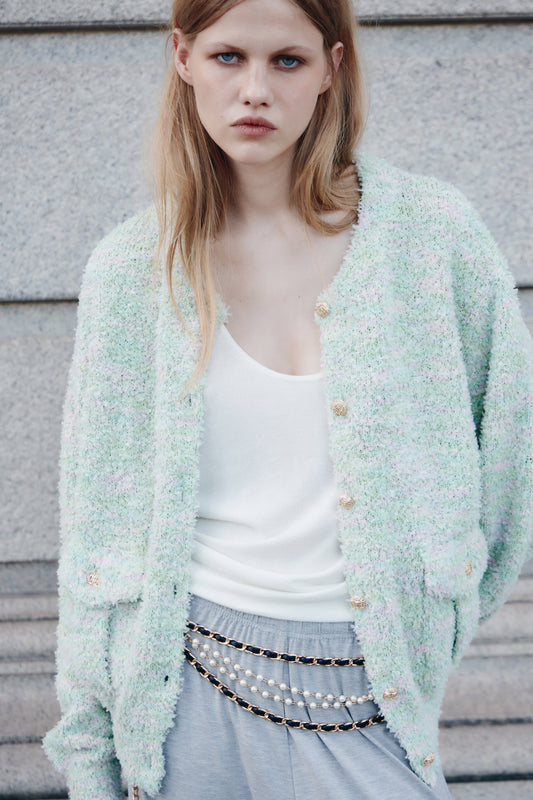 LIGHT GREEN