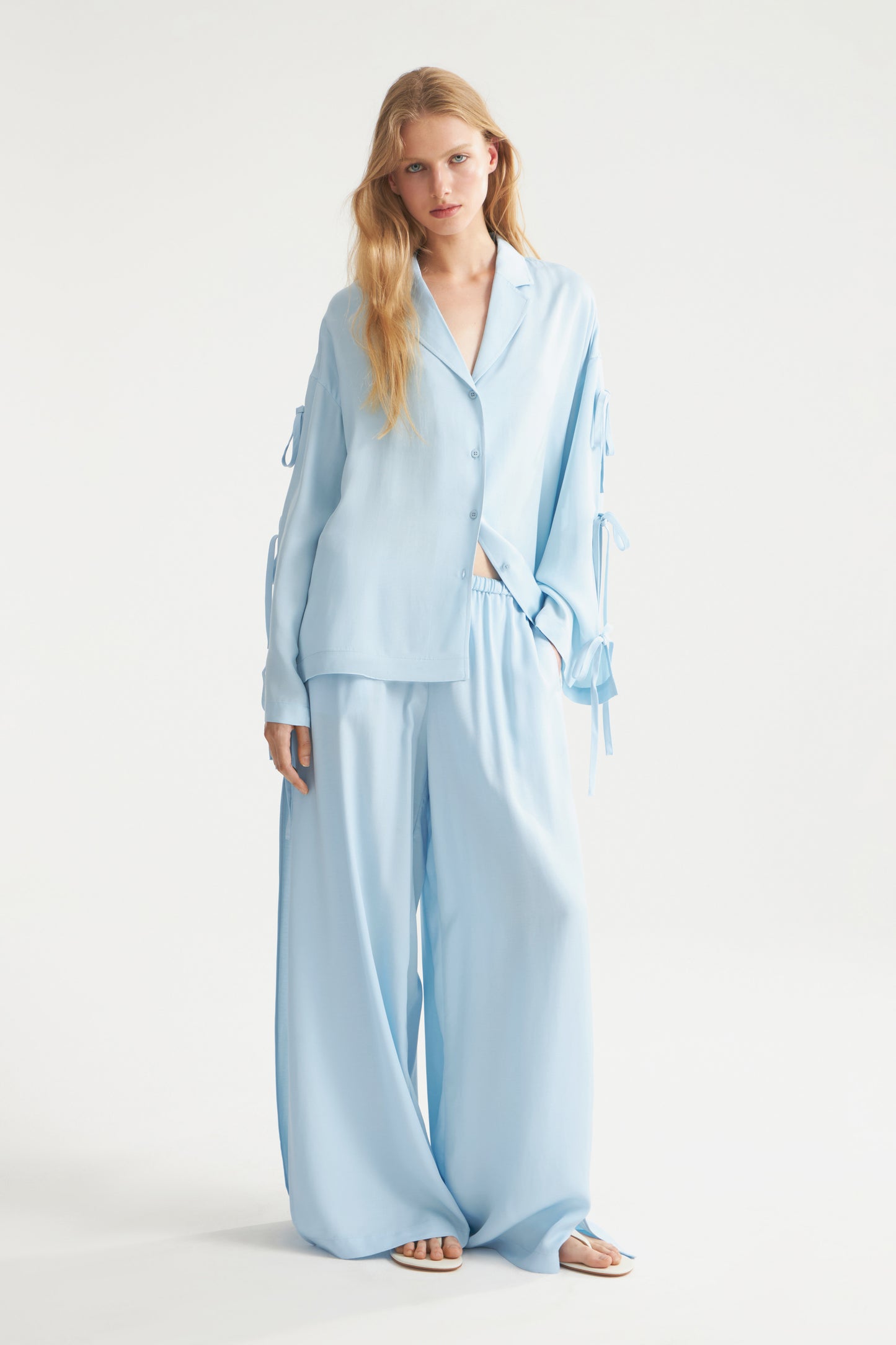 LIGHT BLUE