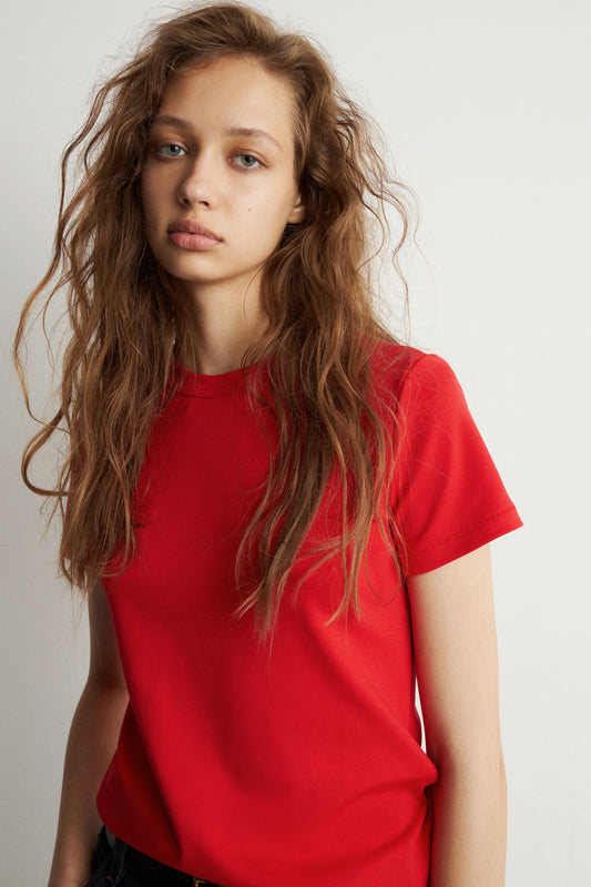 DARK RED