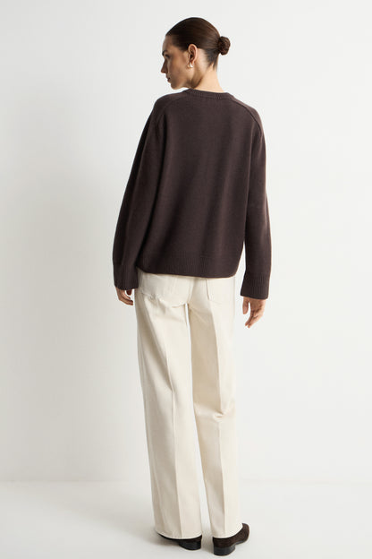 DARK BROWN