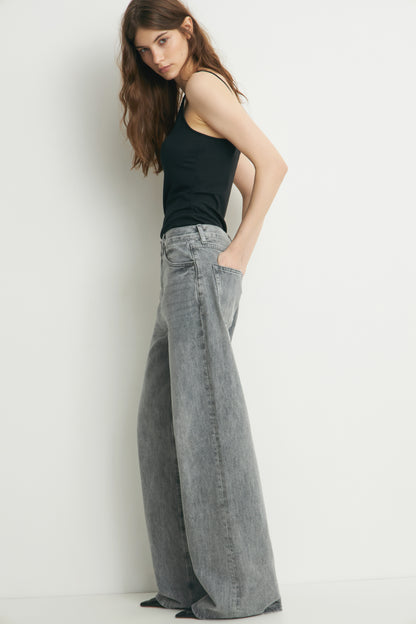 ARCTIC GREY