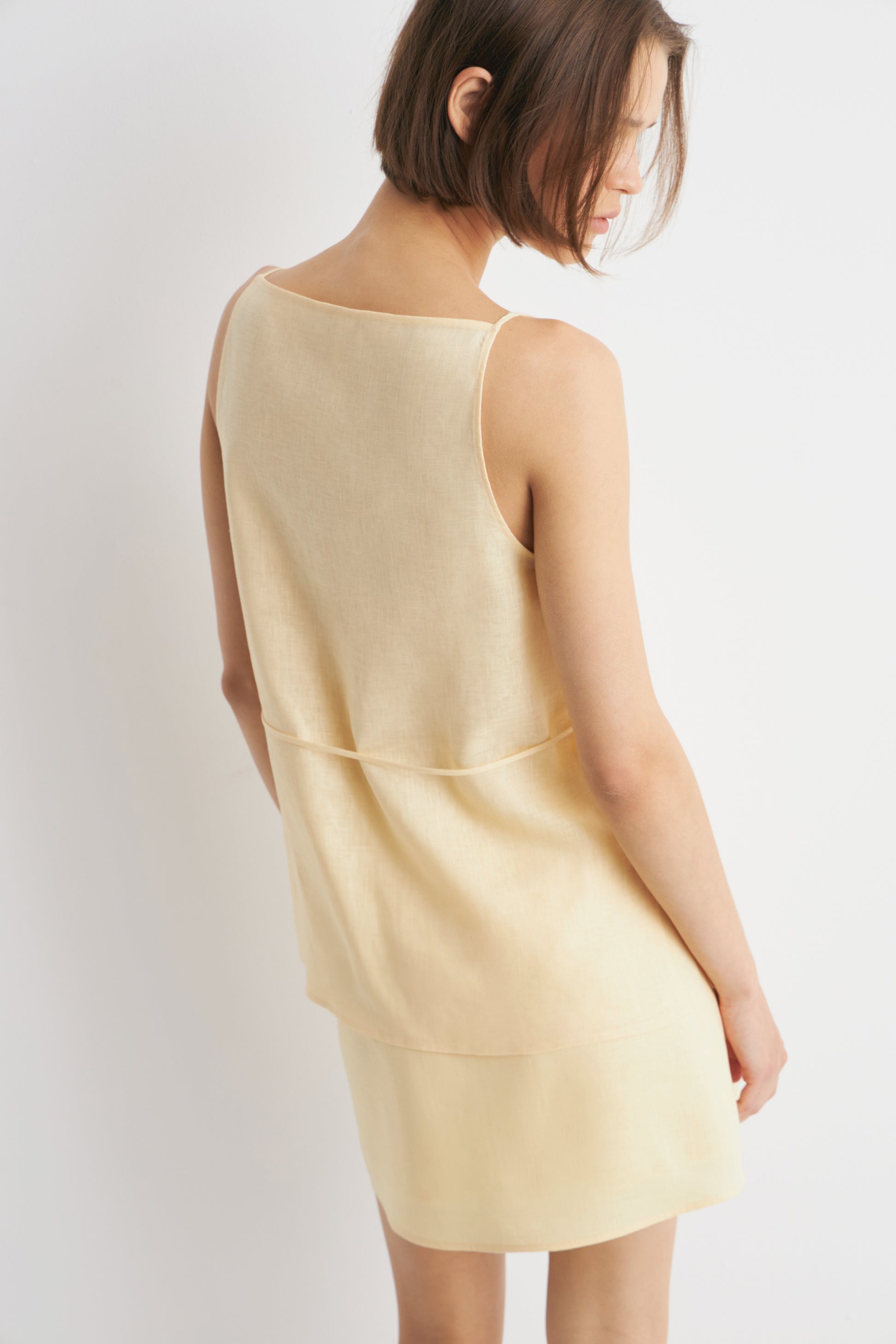 LIGHT YELLOW