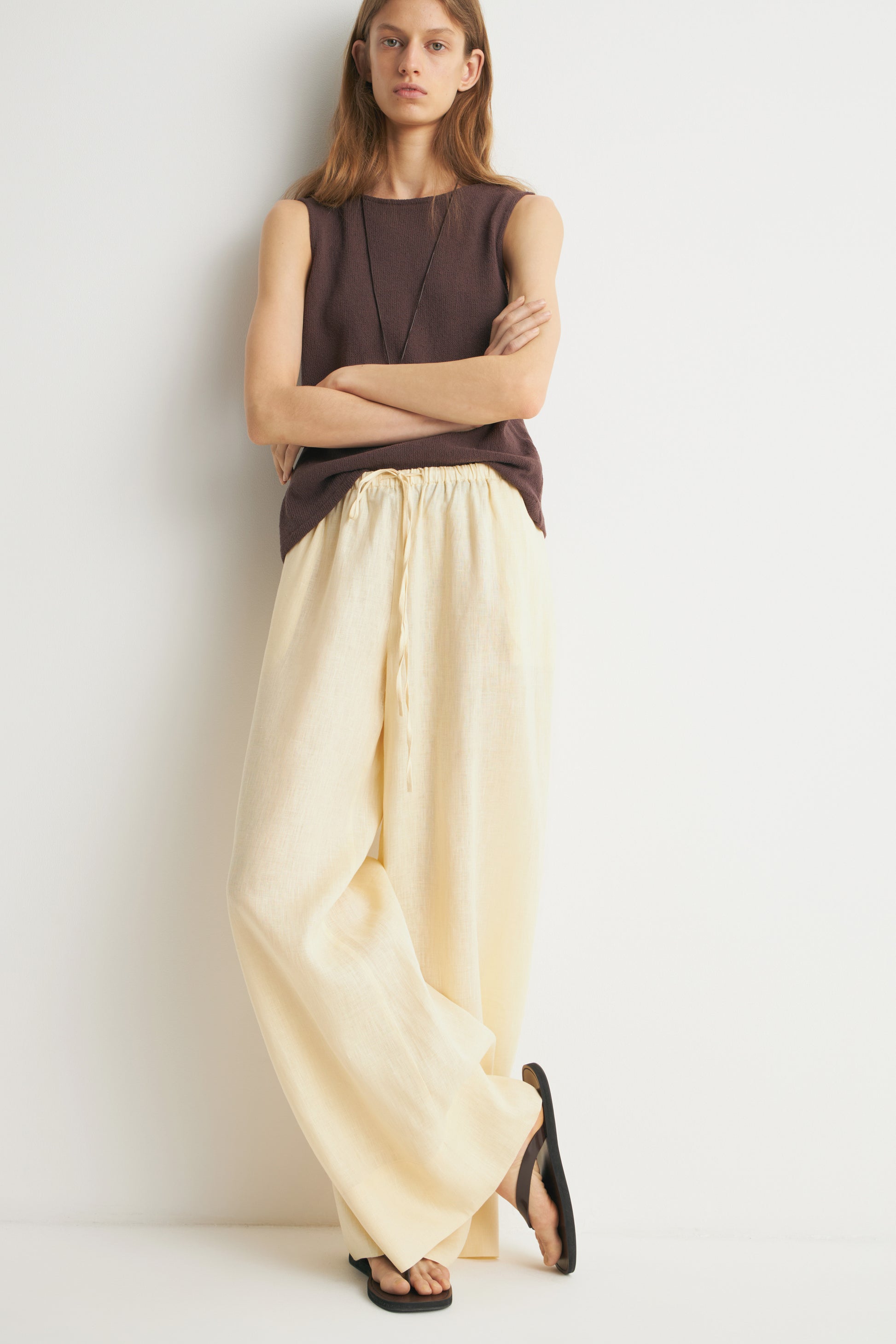LIGHT YELLOW
