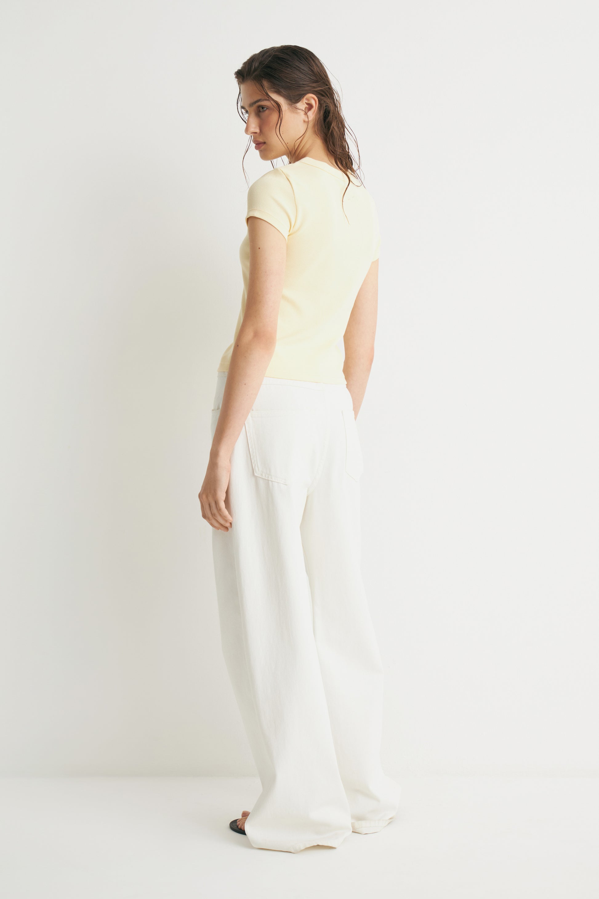 LIGHT YELLOW