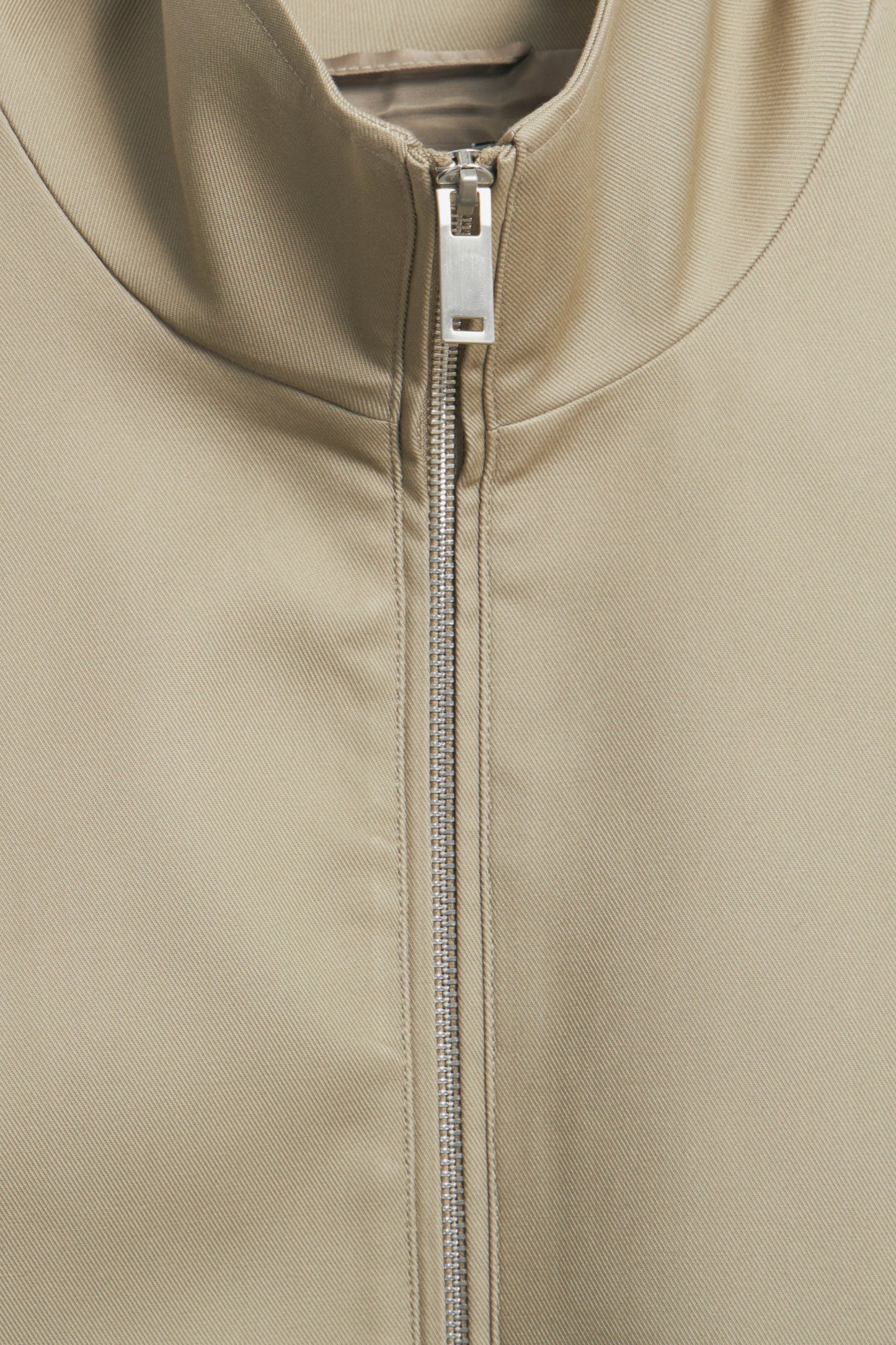 LIGHT KHAKI