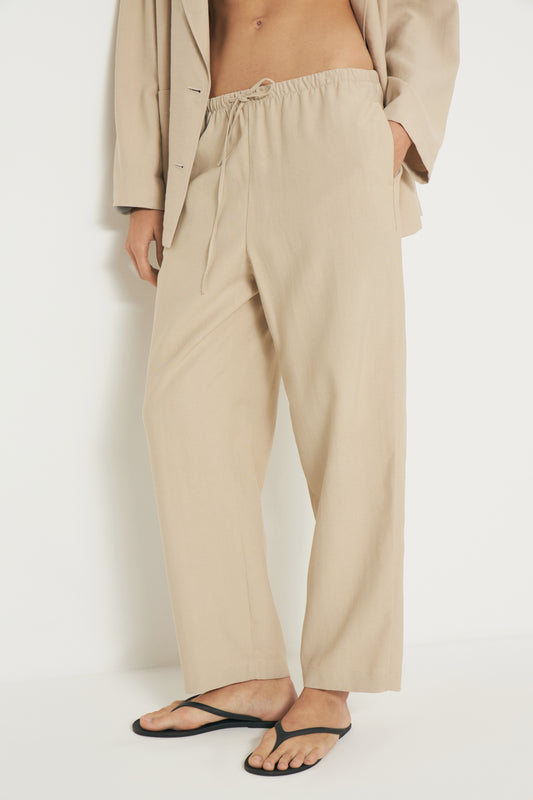 LIGHT BEIGE