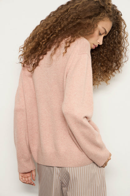 DUSTY ROSE