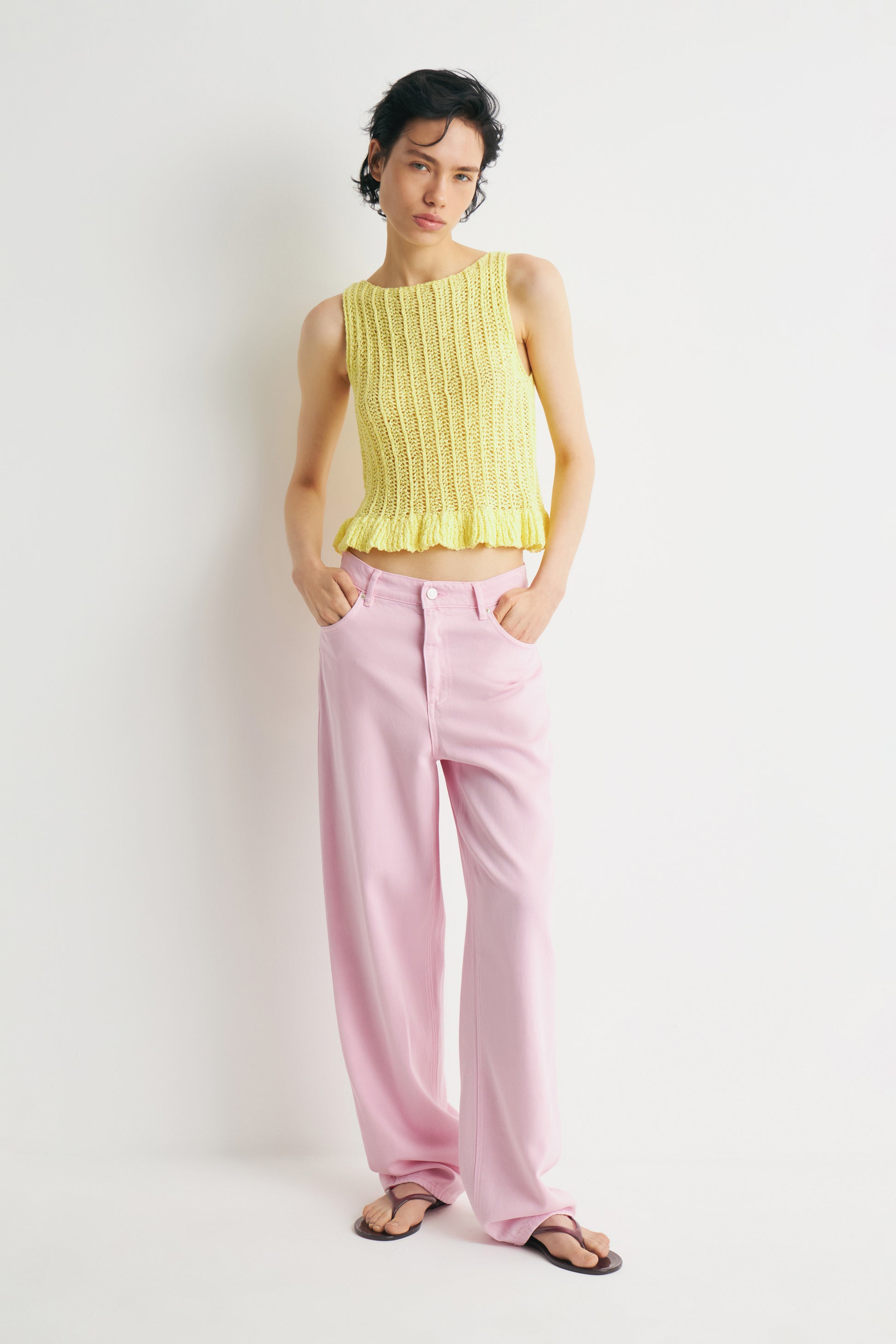 LEMON YELLOW